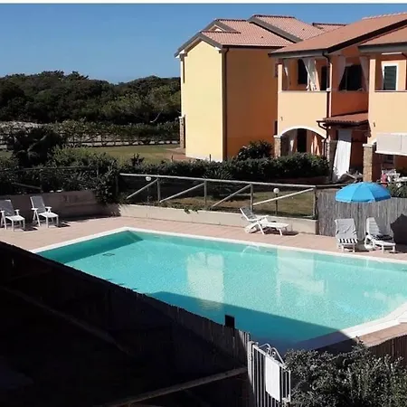 Apartment Casa “mimosa”a Pochi Passi Dal Mare Con Piscina Badesi