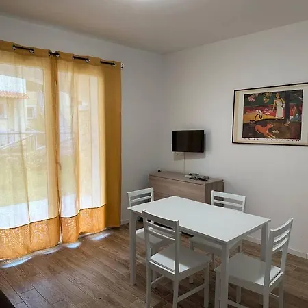 Appartamento Casa “mimosa”a Pochi Passi Dal Mare Con Piscina