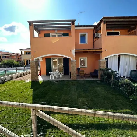 Casa “mimosa”a Pochi Passi Dal Mare Con Piscina Apartment *