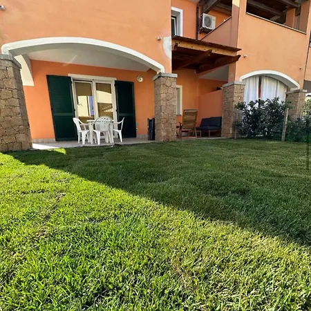 Casa “mimosa”a Pochi Passi Dal Mare Con Piscina * Badesi